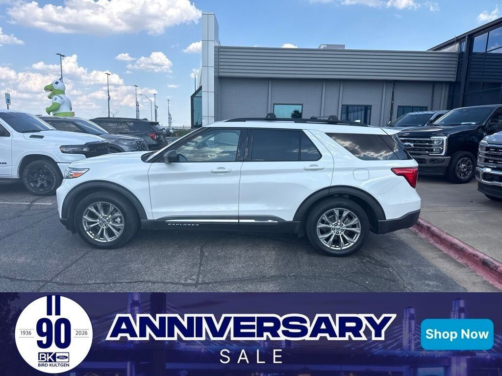 2021 FORD Explorer