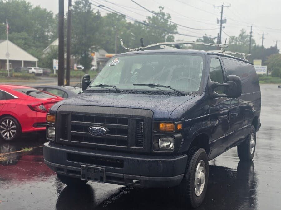 2009 FORD E-350