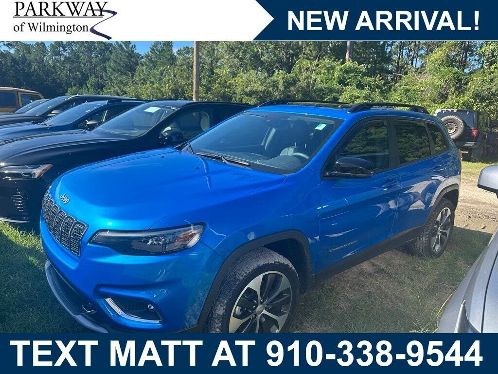 2022 JEEP Cherokee
