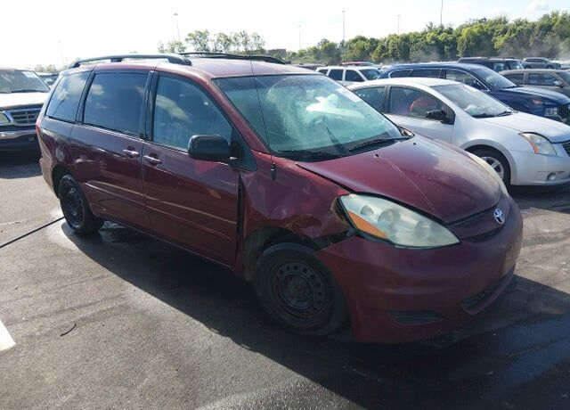 2007 TOYOTA Sienna