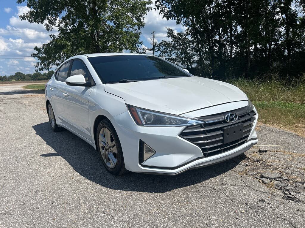 2019 HYUNDAI Elantra