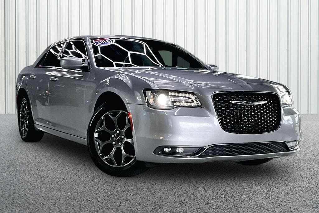 2018 CHRYSLER 300