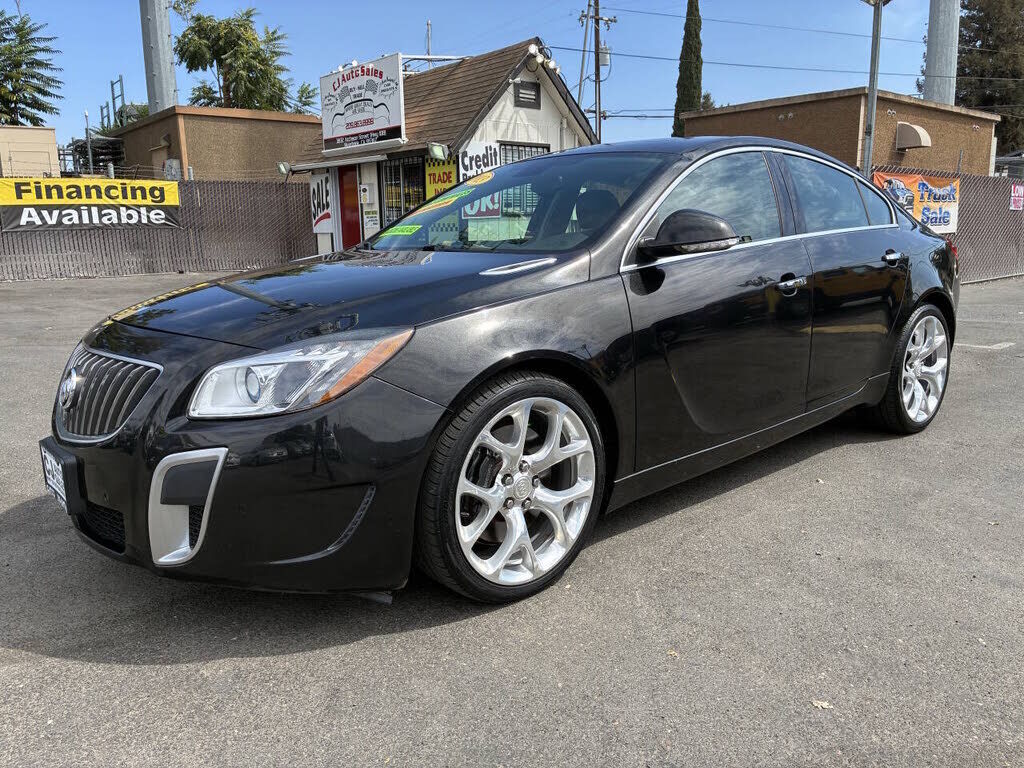 2013 BUICK Regal