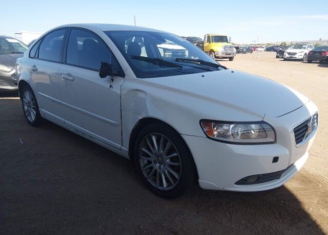 2009 VOLVO S40