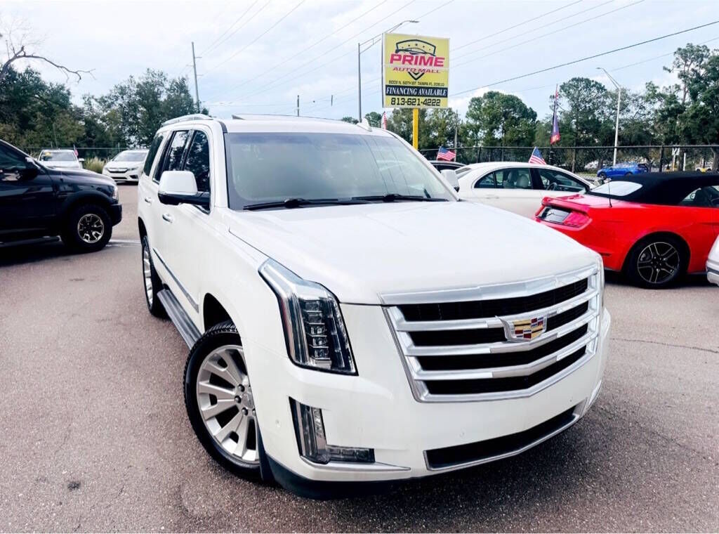 2019 CADILLAC Escalade