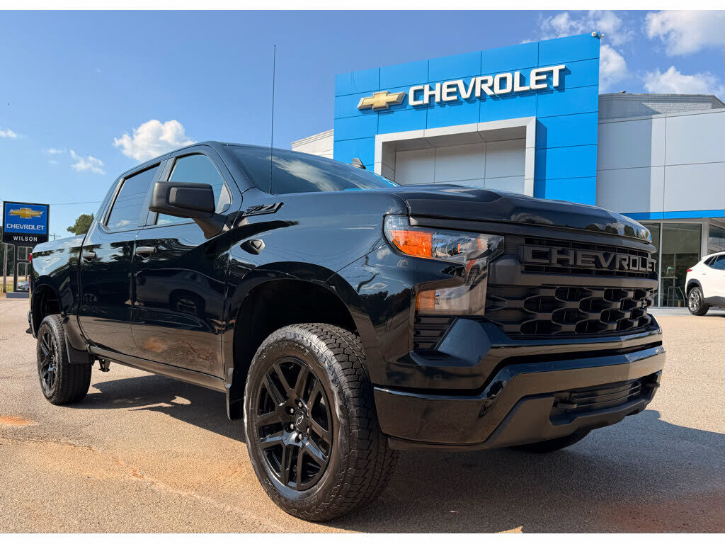 2025 CHEVROLET Silverado