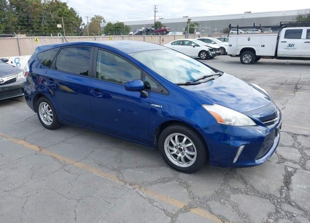 2014 TOYOTA Prius