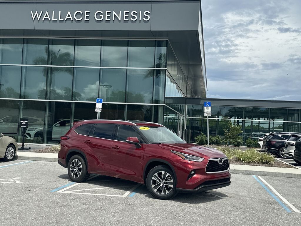 2021 TOYOTA Highlander