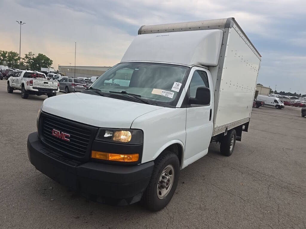 2023 GMC Savana