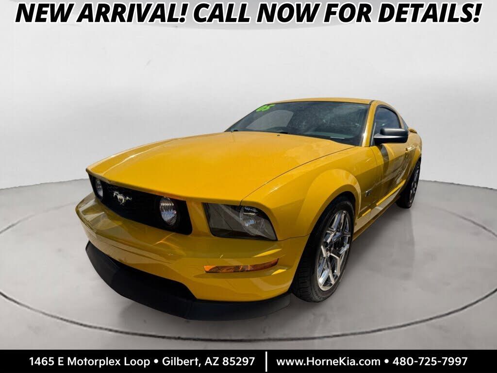 2005 FORD Mustang