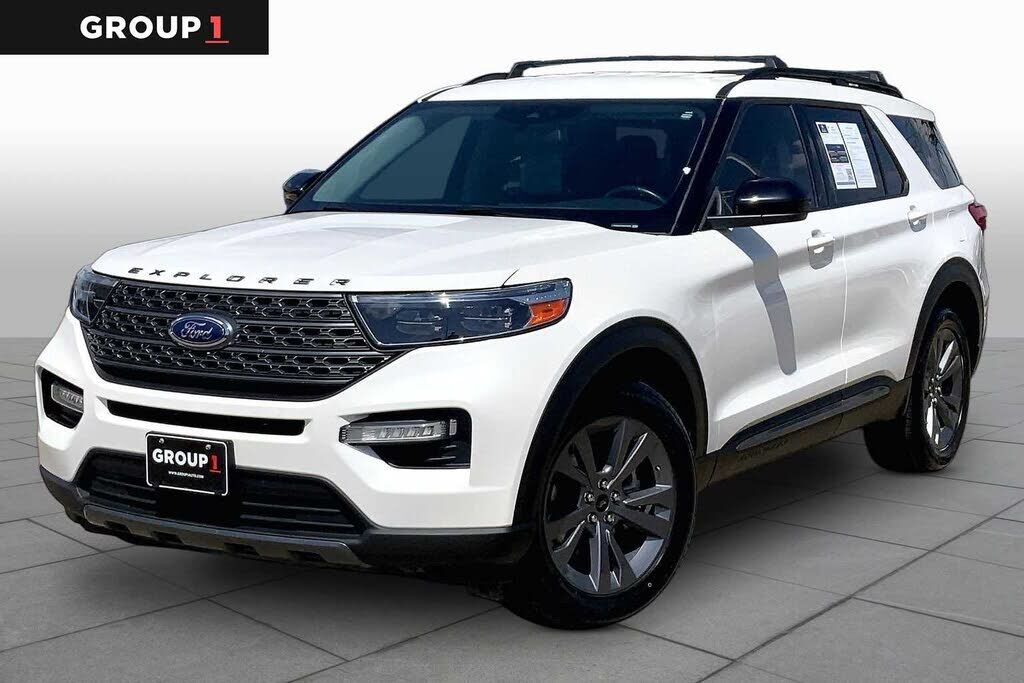 2022 FORD Explorer