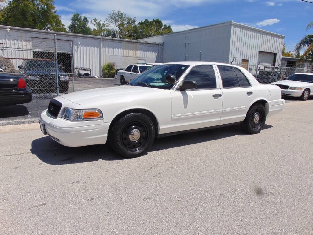 2011 FORD Crown Victoria