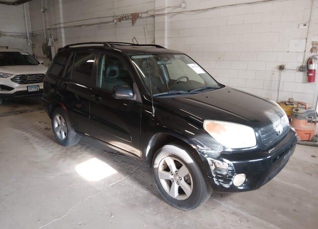 2004 TOYOTA RAV4