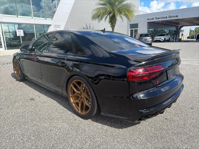 2017 Audi S8