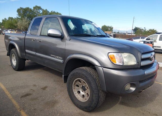 2003 TOYOTA Tundra