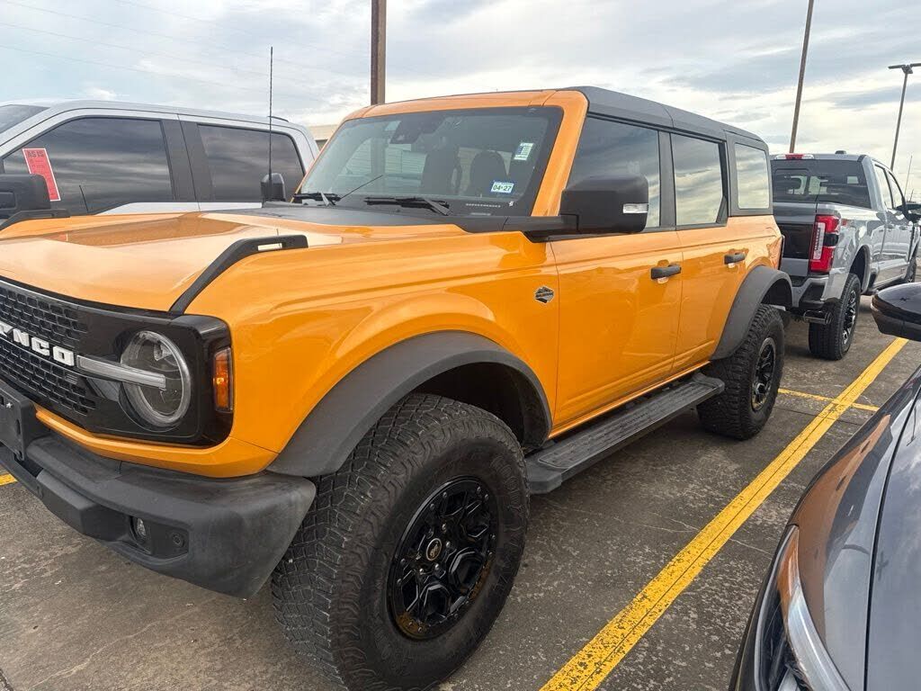 2022 FORD Bronco