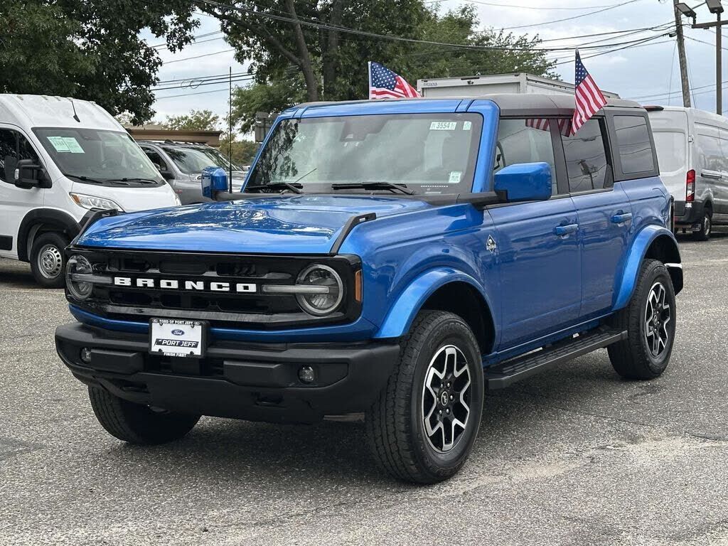 2023 FORD Bronco
