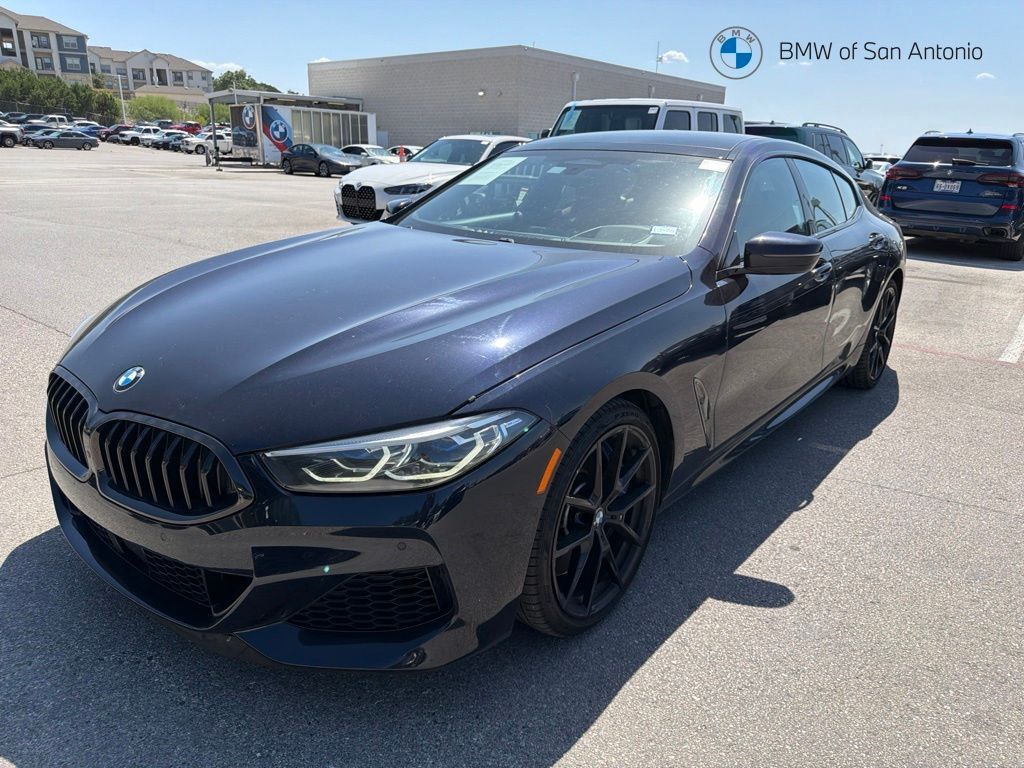 2021 BMW M8