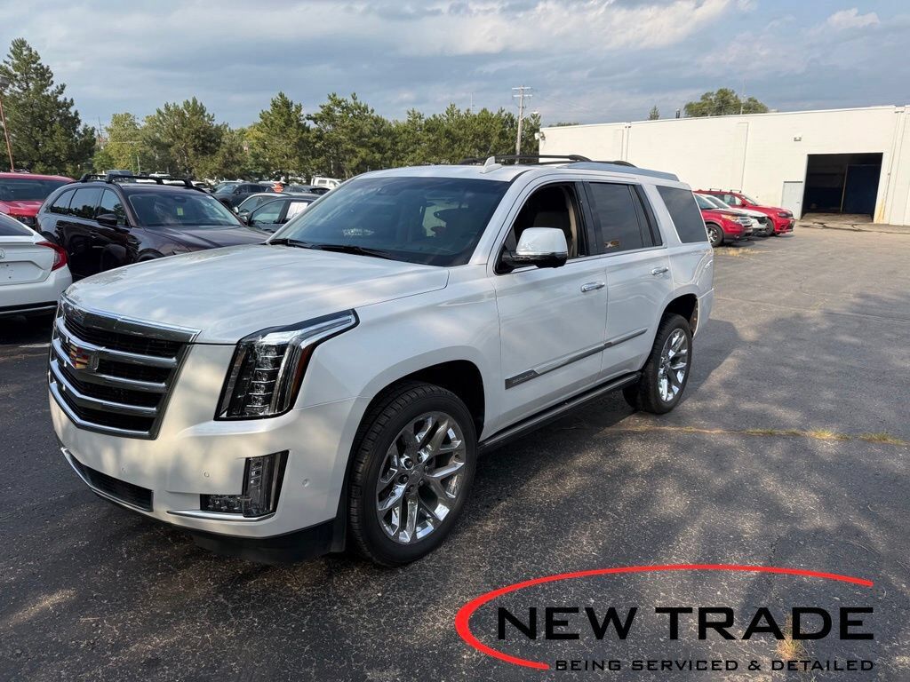 2018 CADILLAC Escalade