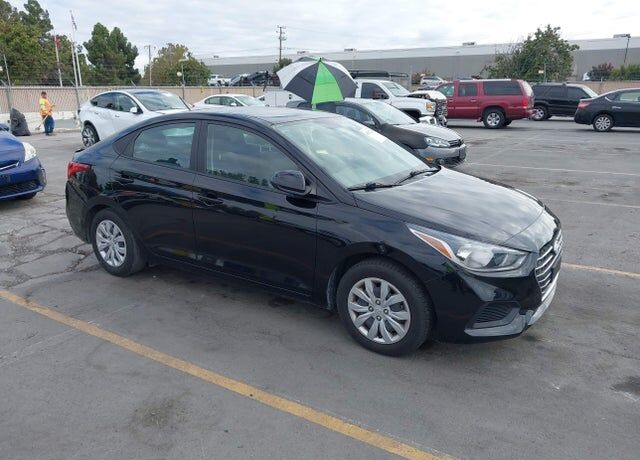 2022 HYUNDAI Accent