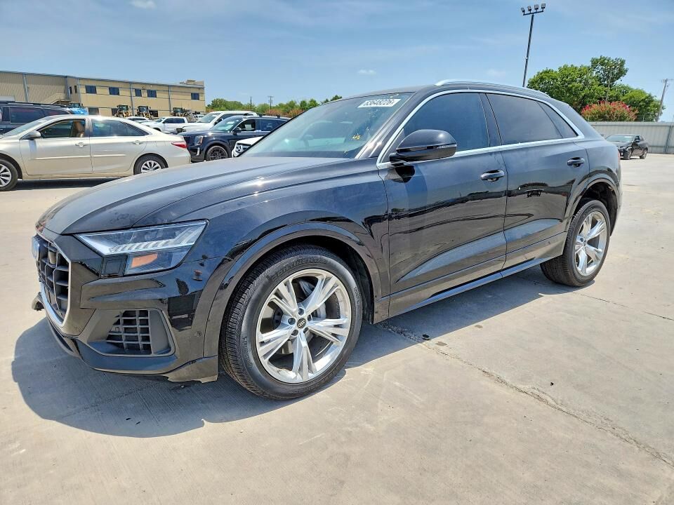 2023 AUDI Q8