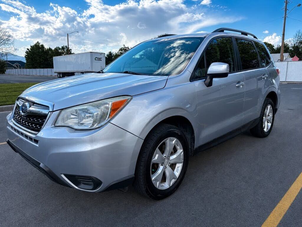 2014 SUBARU Forester