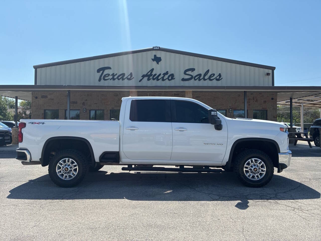 2023 CHEVROLET Silverado HD