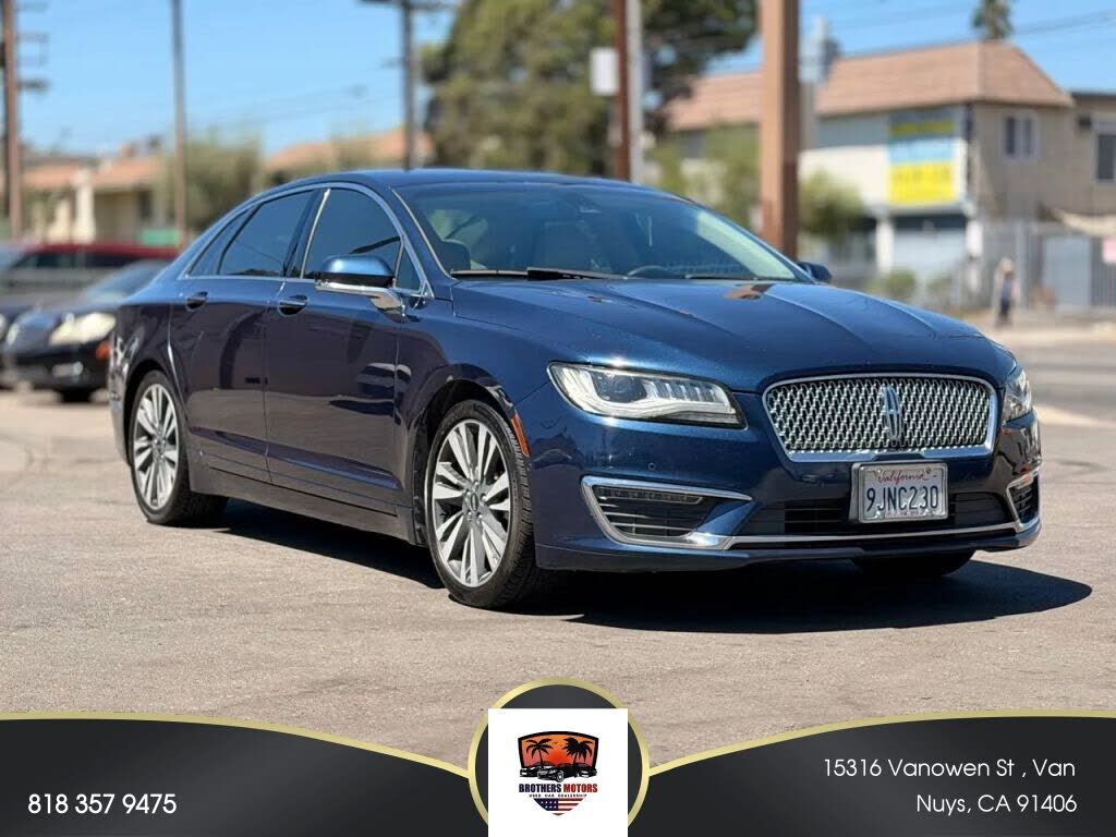 2017 LINCOLN MKZ