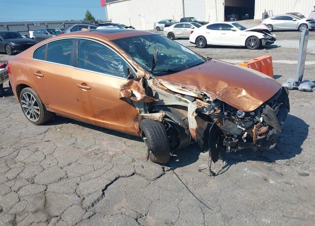 2012 VOLVO S60