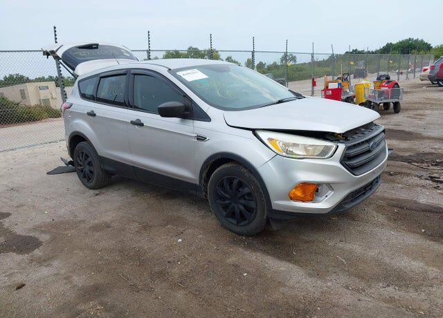 2017 FORD Escape