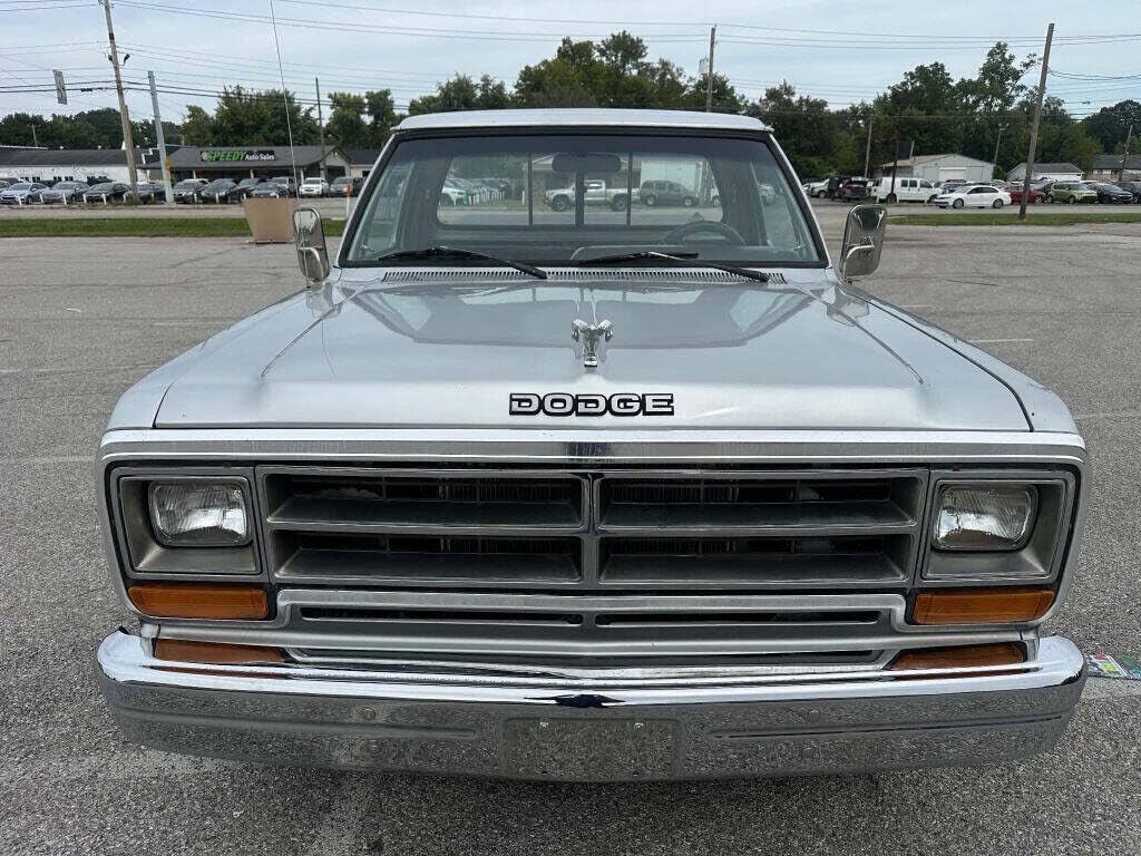 1987 DODGE D-Series