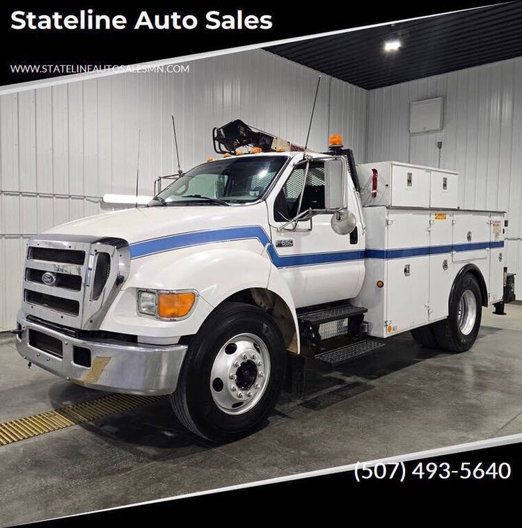 2004 FORD F-650