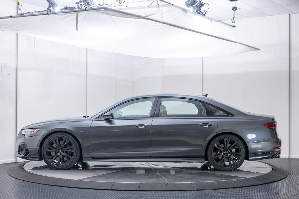 2025 Audi S8