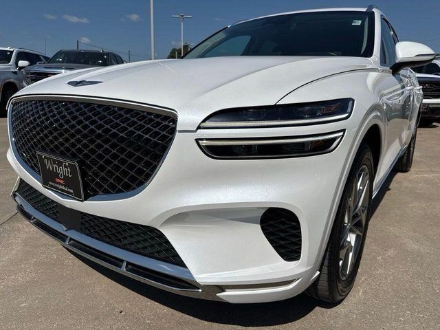 2025 GENESIS GV70