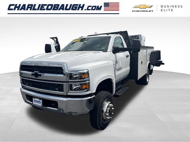 2024 GMC Silverado Medium Duty