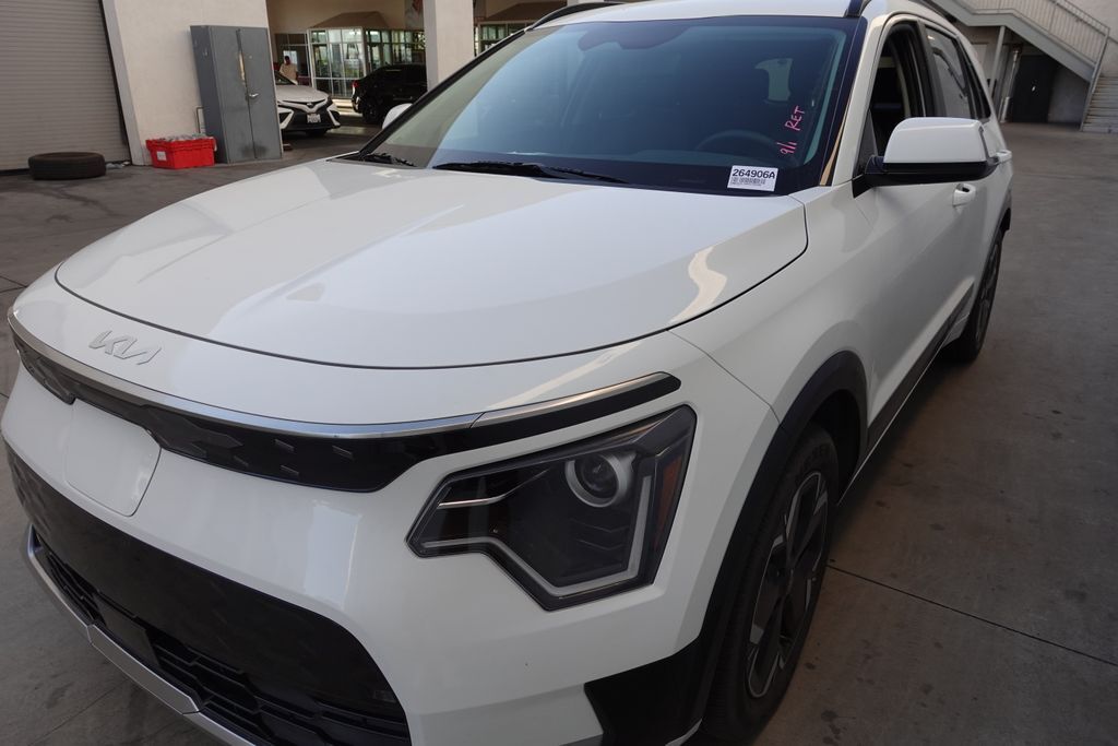 2025 KIA Niro
