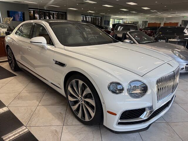 2022 BENTLEY Flying Spur