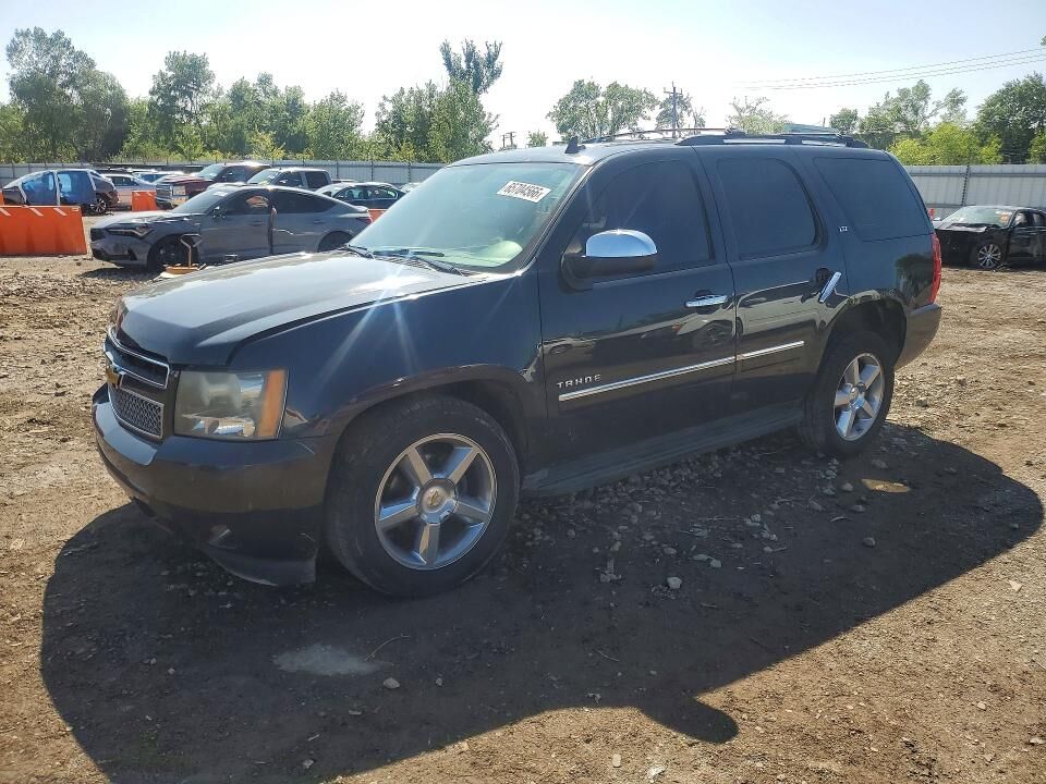 2011 CHEVROLET Tahoe