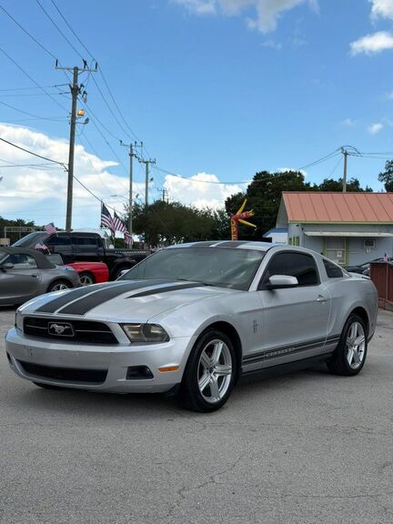 2010 FORD Mustang