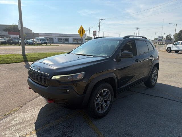 2022 JEEP Cherokee