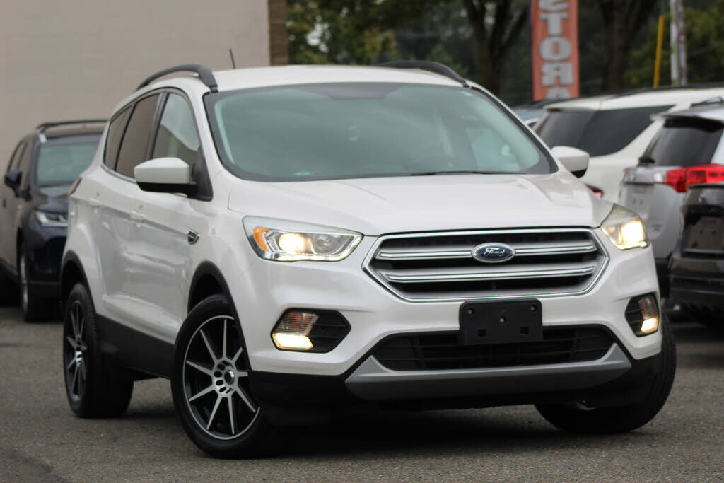 2018 FORD Escape
