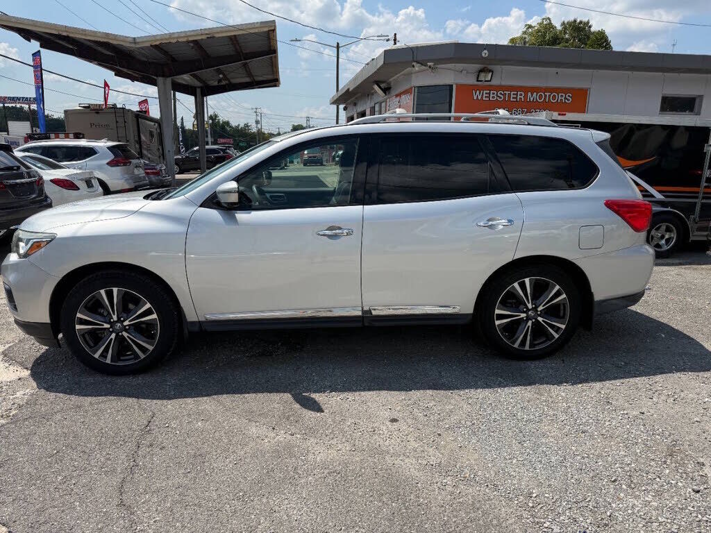 2018 NISSAN Pathfinder