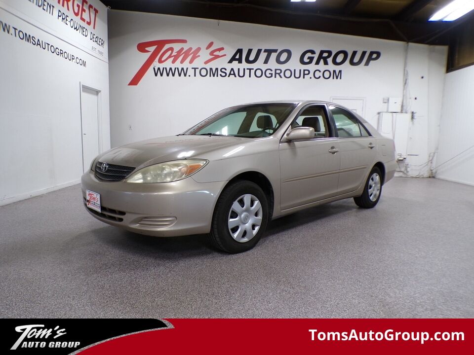 2004 TOYOTA Camry