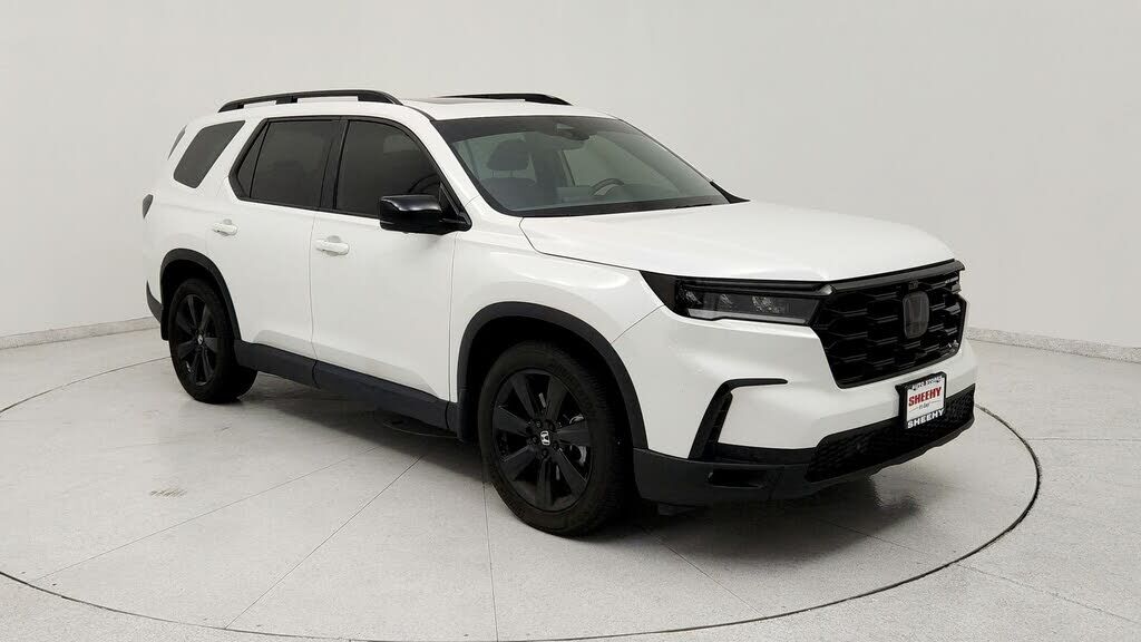 2025 HONDA Pilot