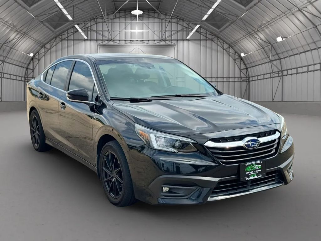 2020 SUBARU Legacy