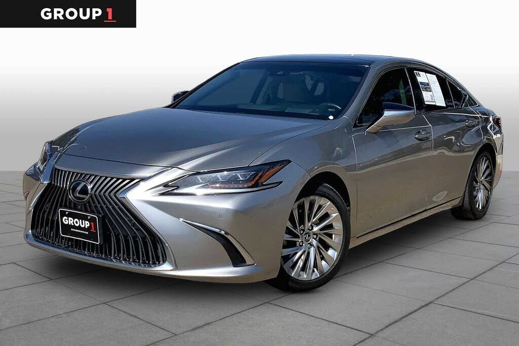 2020 LEXUS ES