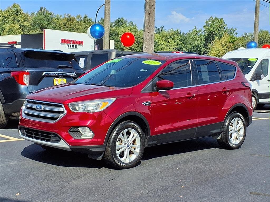 2017 FORD Escape