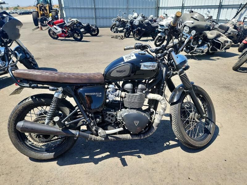 2016 TRIUMPH Bonneville