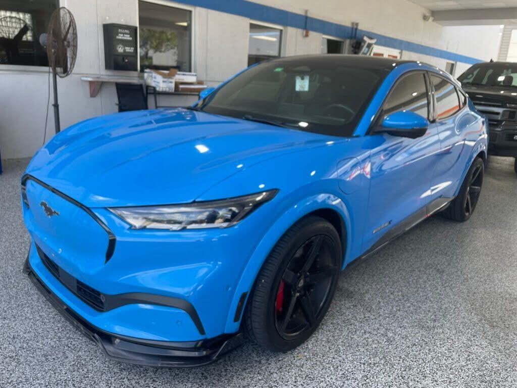 2021 FORD Mach-E