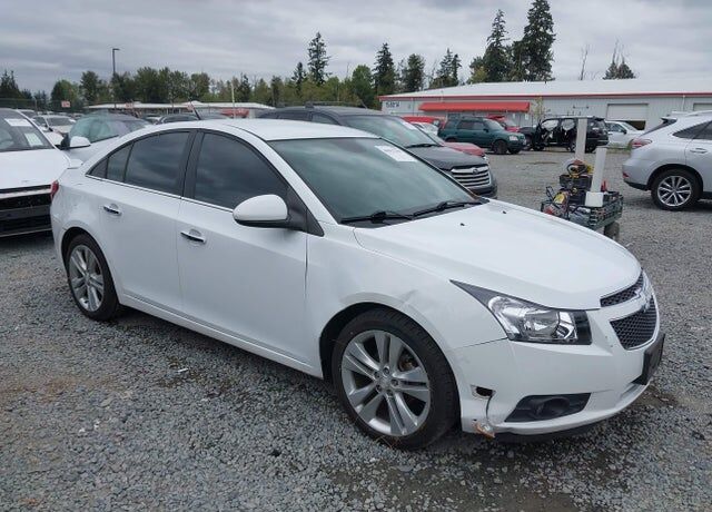 2013 CHEVROLET Cruze